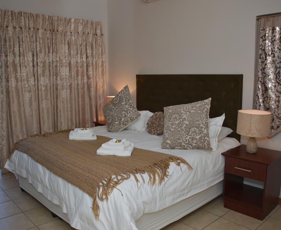 Two Bells Guest House Bloemfontein Cameră foto